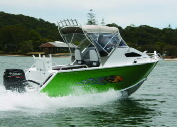 Victoria's Hopkins River provides some good sport fishing options for loclas in the know. Image: Tim Vincent